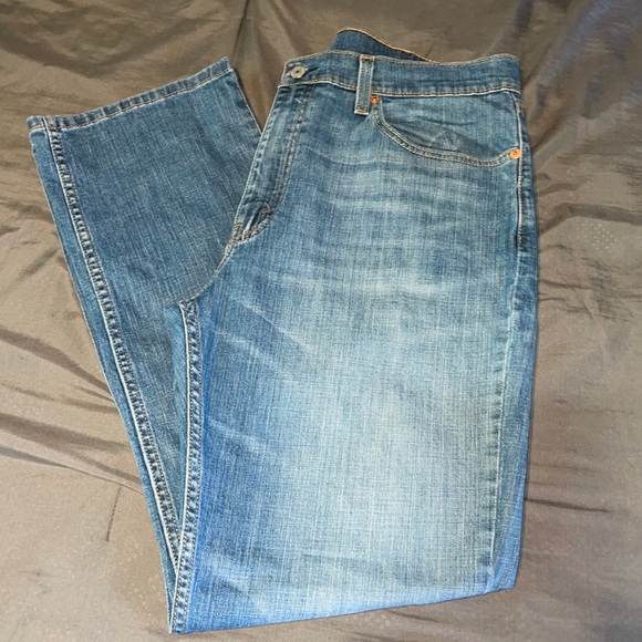 Levi’s Men 514 Straight Fit Denim Jeans - Picture 2 of 6